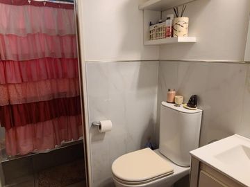 Casa en Venta, 4 Ambientes, en  Barrio Saavedra, Zárate