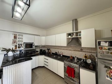 PH tipo casa departamento cuatro ambientes venta Wilde Centro Apto credito