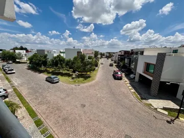 CASA EN VENTA EN FRACCIONAMIENTO ARBORETO, SAN PEDRO CHOLULA, PUEBLA.