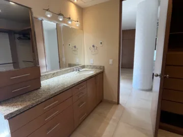 Departamento en renta en Hacienda San Francisco, Monterrey, Nuevo León