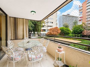 EN VENTA - 170m2 totales 4 dorm.