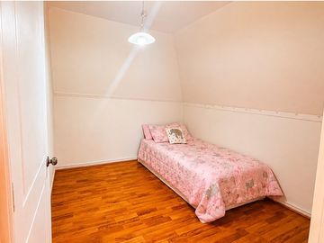 Arriendo Casa 5D/5B en condominio, Peñalolén