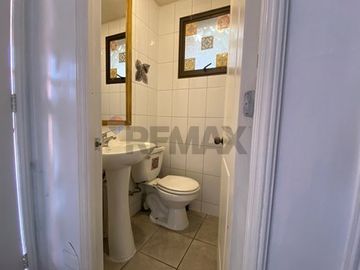 Arriendo Casa 5D/5B en condominio, Peñalolén