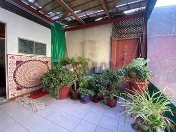 Arriendo Casa 5D/5B en condominio, Peñalolén