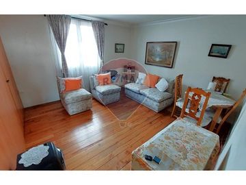 Casa de 2 Pisos en San Joaquín - Renovada