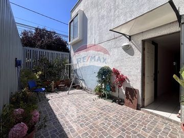 ¡ Casa Moderna y Espaciosa!