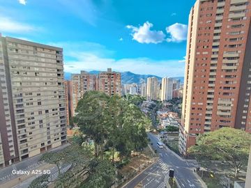 ARRIENDO de APARTAMENTO en SABANETA