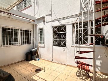 CASA EN VENTA JARDIN BALBUENA AV. DEL TALLER VENUSTIANO CARRANZA