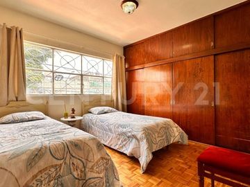 CASA EN VENTA JARDIN BALBUENA AV. DEL TALLER VENUSTIANO CARRANZA