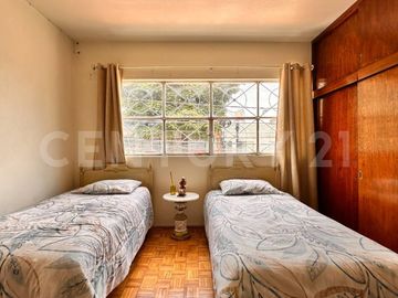 CASA EN VENTA JARDIN BALBUENA AV. DEL TALLER VENUSTIANO CARRANZA