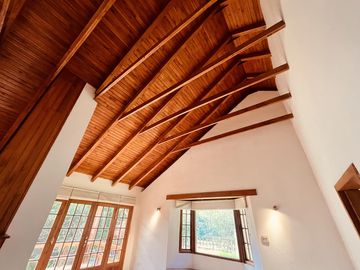 Casa Tipo Hacienda de Venta en La Viña - Cumbayá