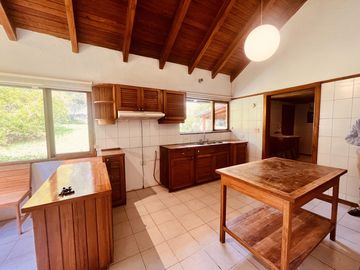 Casa Tipo Hacienda de Venta en La Viña - Cumbayá