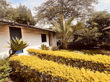 Casa Tipo Hacienda de Venta en La Viña - Cumbayá