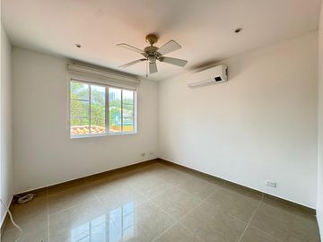 SE VENDE ESPECTACULAR CASA EN ZONA DE LA CASTELLANA BARRANQUILLA