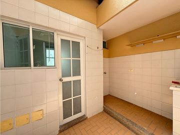 SE VENDE ESPECTACULAR CASA EN ZONA DE LA CASTELLANA BARRANQUILLA