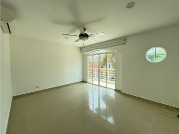 SE VENDE ESPECTACULAR CASA EN ZONA DE LA CASTELLANA BARRANQUILLA
