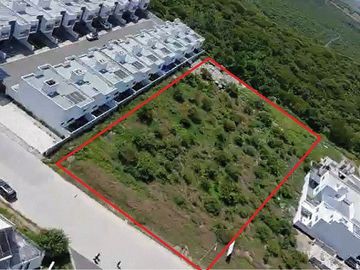 Se vende TERRENO - MACROLOTE en Juriquilla, Querétaro
