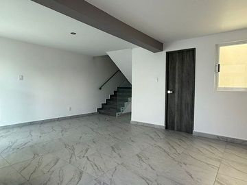 VENTA CASA REMODELADA, COLONIA LAS ACACIAS, ATIZAPÁN DE ZARAGOZA, ESTADO DE MÉXICO.
