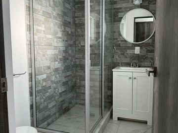 VENTA CASA REMODELADA, COLONIA LAS ACACIAS, ATIZAPÁN DE ZARAGOZA, ESTADO DE MÉXICO.