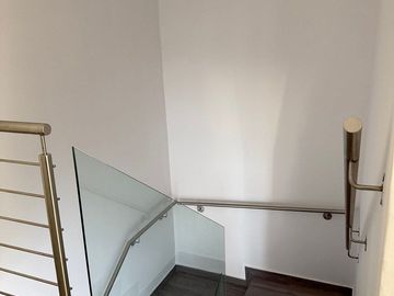 VENTA CASA REMODELADA, COLONIA LAS ACACIAS, ATIZAPÁN DE ZARAGOZA, ESTADO DE MÉXICO.