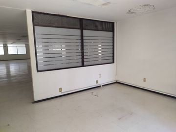 Oficina en Renta en Colonia del Valle semiacondicionada (m2o718)