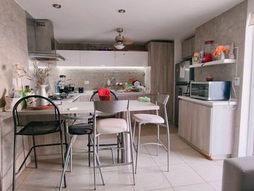 CASA EN RENTA CUMBRES MADEIRA