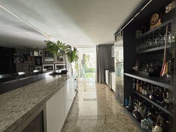 CASA EN BOSQUES DE LAS LOMAS OPORTUNIDAD ACABADOS AAA
