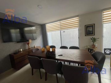 CASA EN VENTA AL NORTE EN PORTA VITTA RESIDENCIAL A UN PASO DE LA CLINICA 3