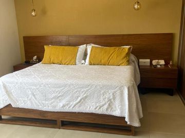 CASA EN VENTA AL NORTE EN PORTA VITTA RESIDENCIAL A UN PASO DE LA CLINICA 3