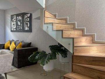 CASA EN VENTA AL NORTE EN PORTA VITTA RESIDENCIAL A UN PASO DE LA CLINICA 3