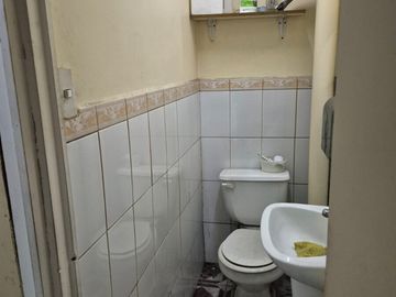 CASA PARA REMODELAR Y AMPLIAR