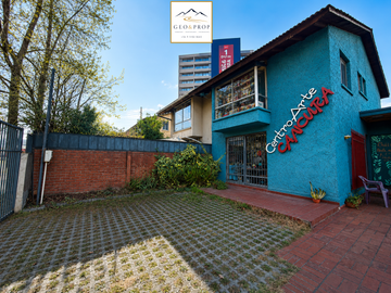 LOCAL COMERCIAL ROTONDA ATENAS LAS CONDES