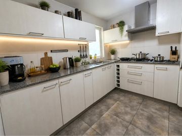 VENDO CASA 3P EN SANTA MARÍA DE MAIPÚ  153 MTS2