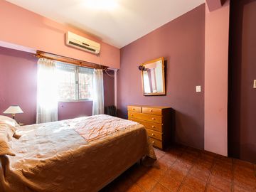 VENTA CASA 5 AMBIENTES EN MALVINAS ARGENTINAS.
