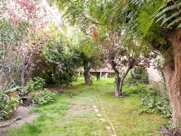 DPTO 6 AMBIENTES VENTA REMODELADO COCHERA CIUDAD