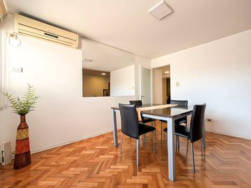 DPTO 6 AMBIENTES VENTA REMODELADO COCHERA CIUDAD