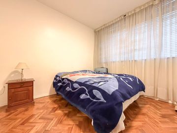 DPTO 6 AMBIENTES VENTA REMODELADO COCHERA CIUDAD
