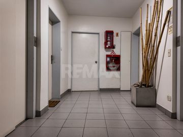 3 ambientes  Apto Credito con  Pileta y Jardin