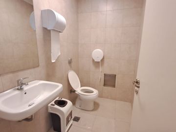ALQUILER OFICINA  203 METROS MONSERRAT