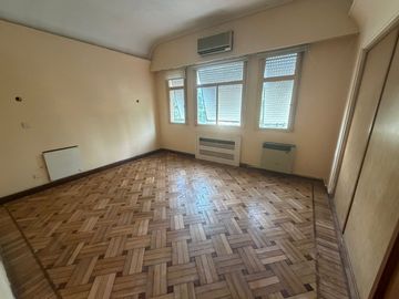 VENTA DEPARTAMENTO / PH DUPLEX - PATERNAL