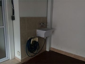 VENTA LOCAL VILLA GENERAL MITRE