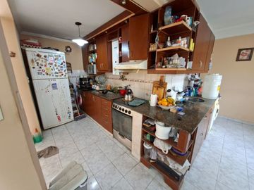 VENTA CASA 2 DORMITORIOS CON PILETA B PANAMERICANO