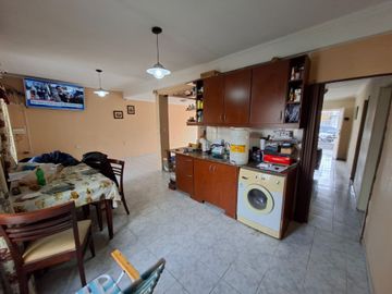 VENTA CASA 2 DORMITORIOS CON PILETA B PANAMERICANO