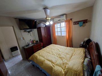 VENTA CASA 2 DORMITORIOS CON PILETA B PANAMERICANO