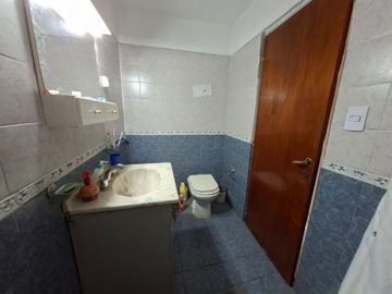 VENTA CASA 2 DORMITORIOS CON PILETA B PANAMERICANO