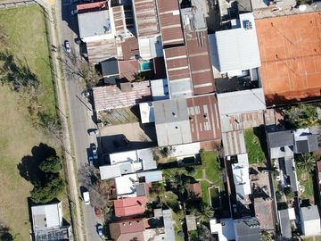 ALQUILER GALPON MORENO FRENTE UNIVERS LOTE 850M2