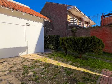 Venta Chalet 5 Ambientes mas PH en Punta Mogotes