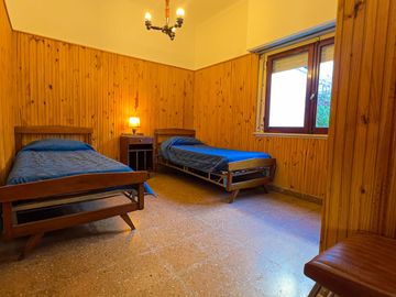 Venta Chalet 5 Ambientes mas PH en Punta Mogotes
