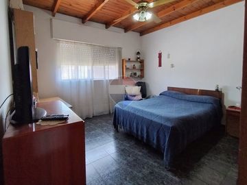 CASA PH AL FRENTE C/ PATIO SIN EXPENSAS EN BERNAL