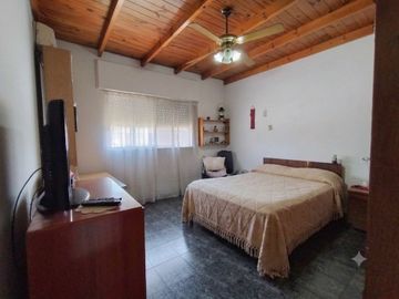 CASA PH AL FRENTE C/ PATIO SIN EXPENSAS QUILMES